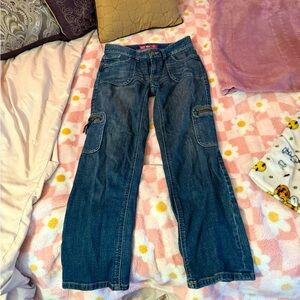 Thrifted low- rise cargo jeans